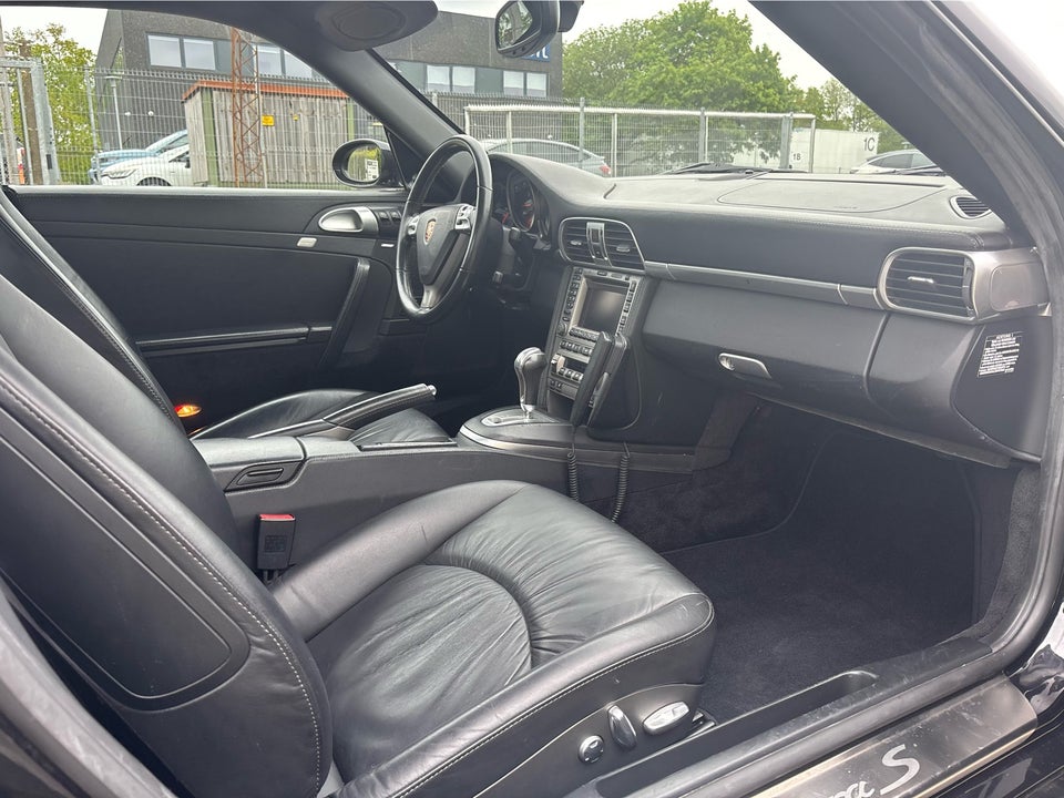 Porsche 911 Carrera S 3,8 Coupé Tiptr. 2d
