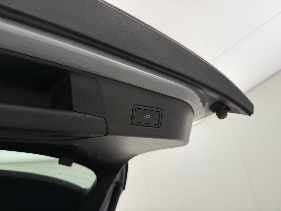 VW ID.4 77 Pro Performance Tech 5d