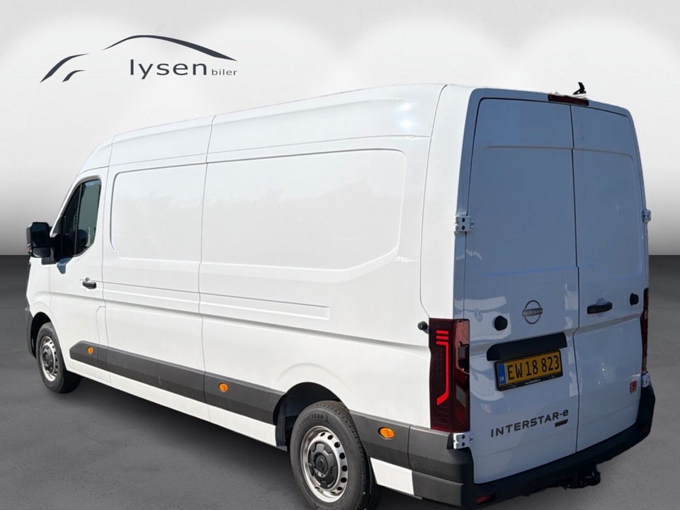 Nissan Interstar 87 L3H2 N-Connecta Van