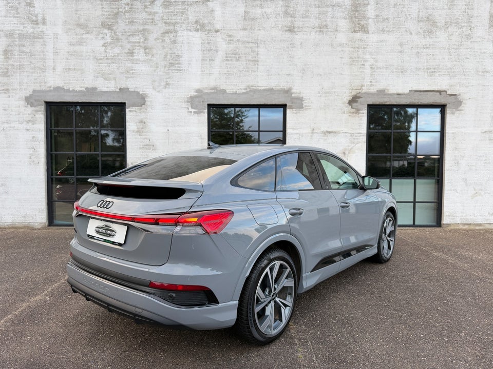 Audi Q4 e-tron 45 S-line Sportback 5d
