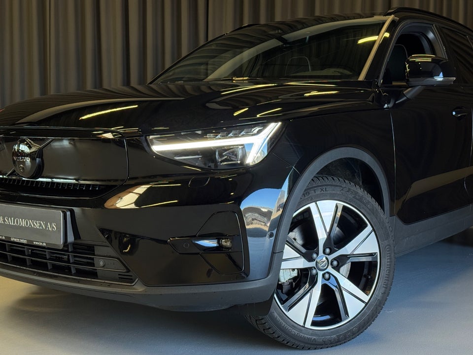 Volvo EX40 Extended Range Black Edition Excess 5d