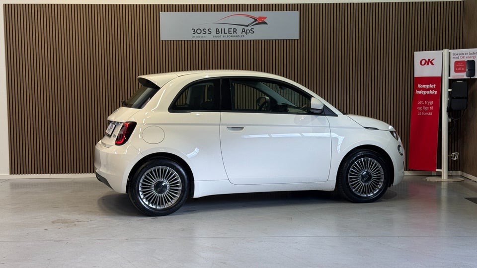 Fiat 500e 42 Icon 3d