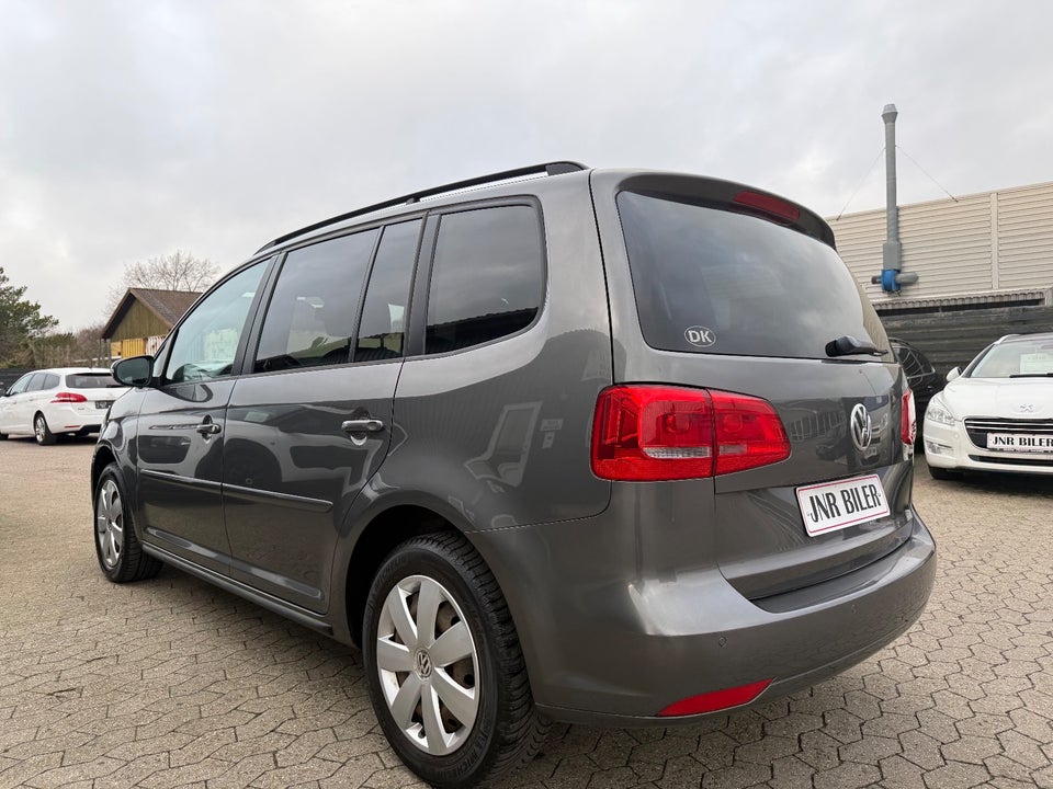 VW Touran 1,6 TDi 105 Comfortline BMT 7prs 5d