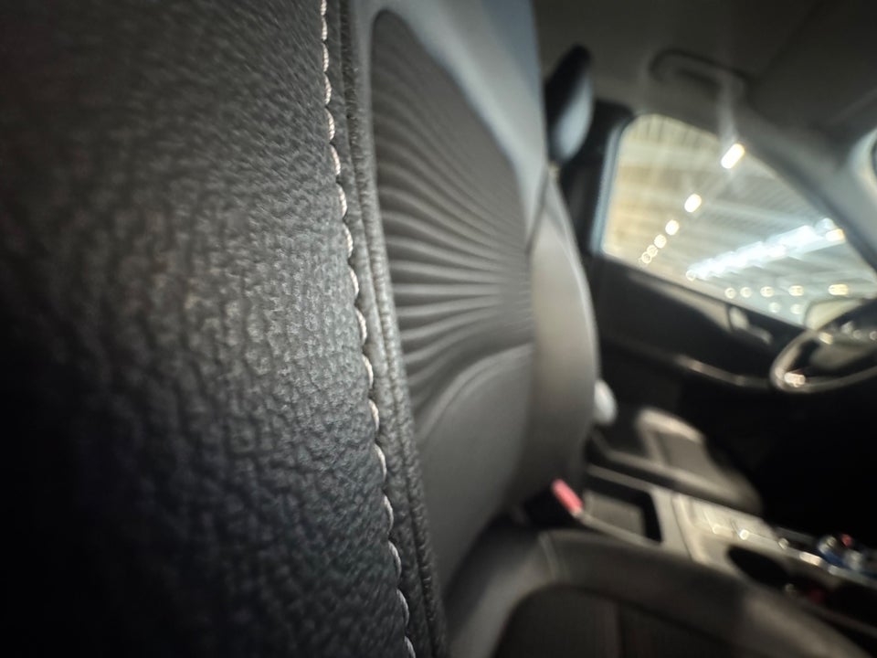 Ford Kuga 2,5 PHEV Titanium X CVT 5d