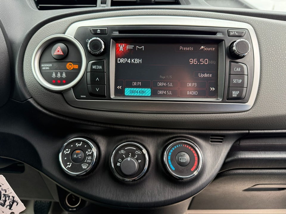 Toyota Yaris 1,0 VVT-i T2 Touch 5d