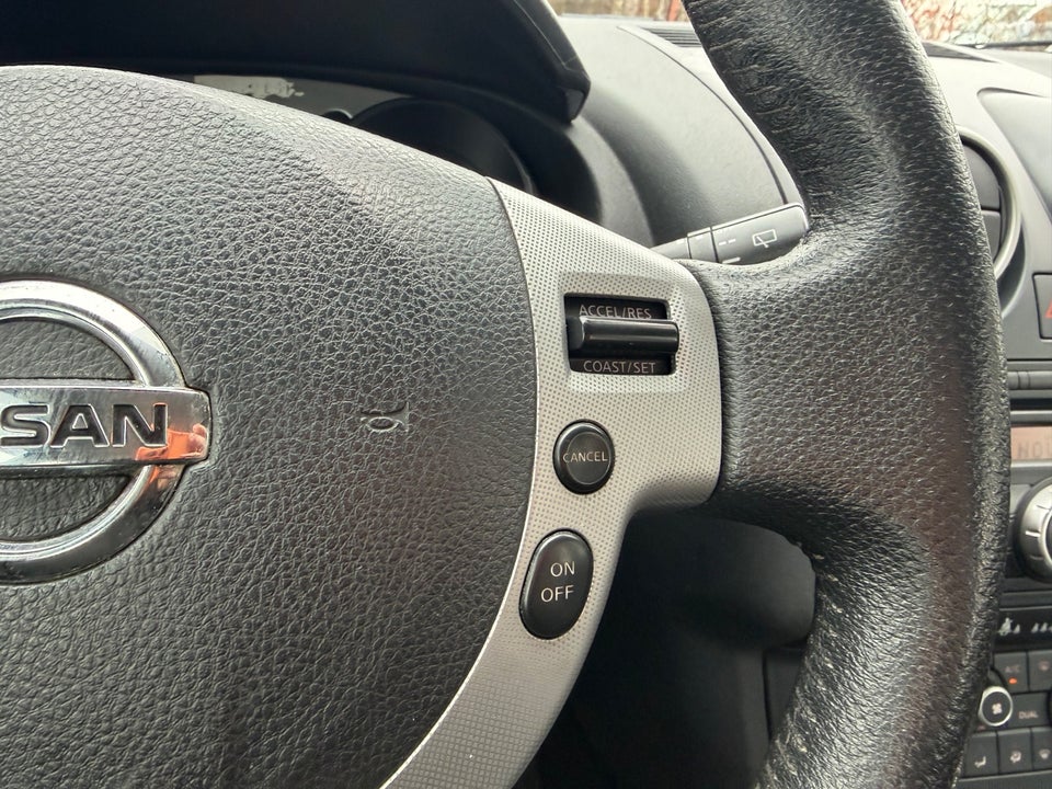 Nissan Qashqai 1,6 Tekna 5d