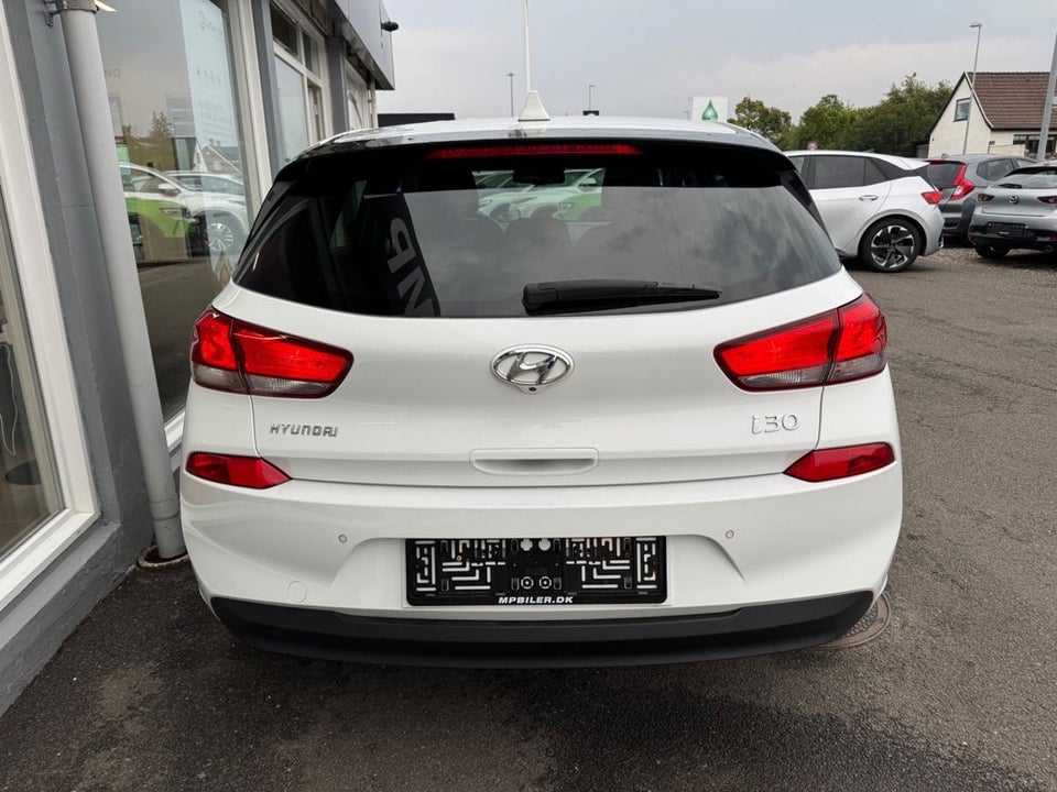 Hyundai i30 1,0 T-GDi Premium 5d