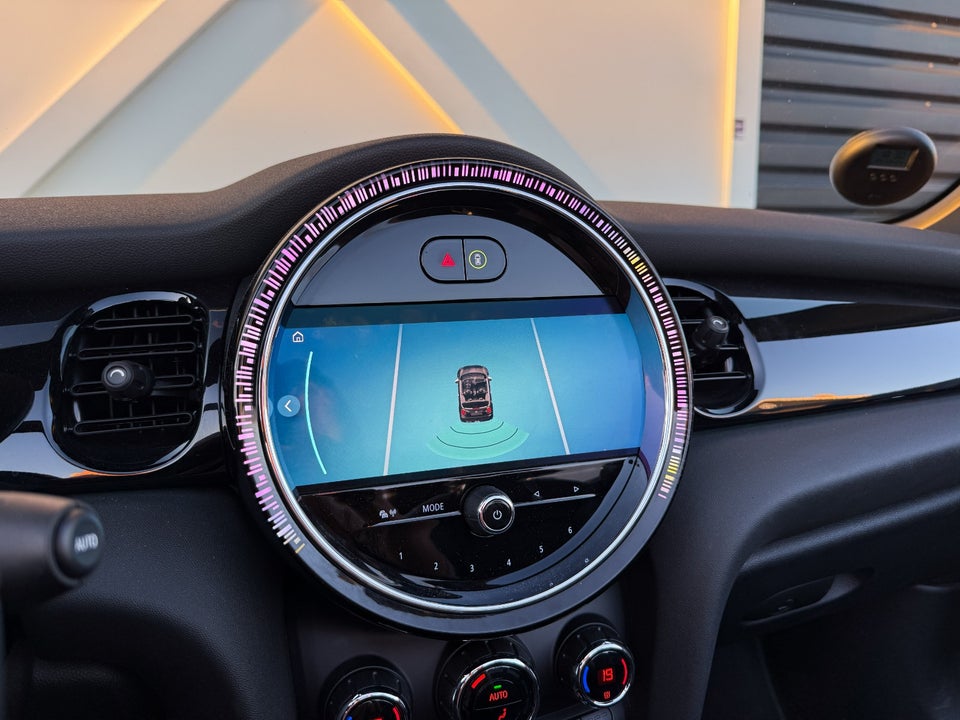 MINI Cooper S 2,0 Essential Cabriolet aut. 2d