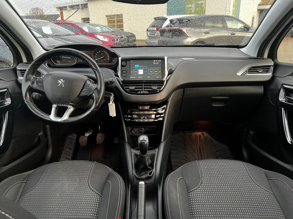 Peugeot 208 1,5 BlueHDi 100 Prestige Sky 5d