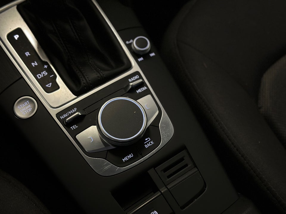 Audi A3 1,4 e-tron Sportback S-tr. 5d