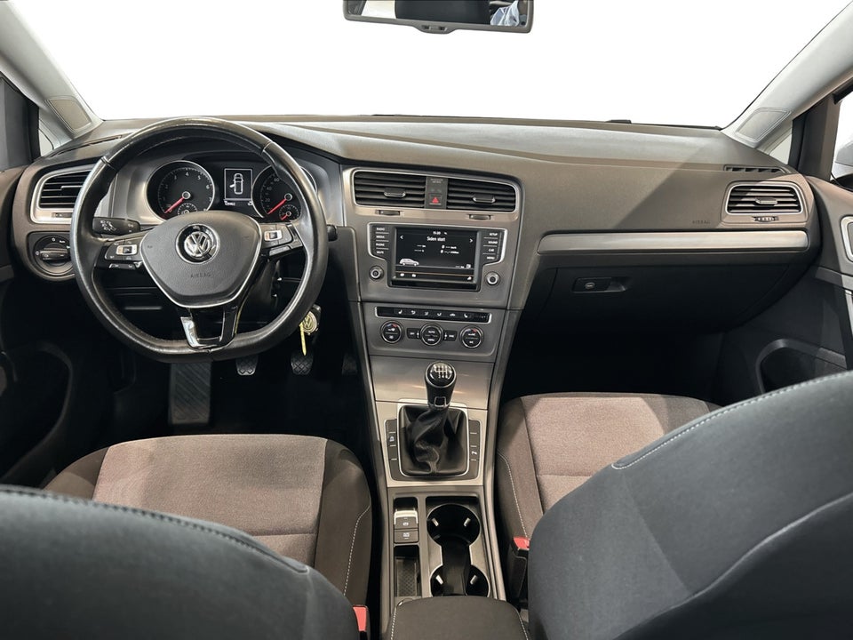 VW Golf VII 1,4 TSi 125 Trendline Variant 5d