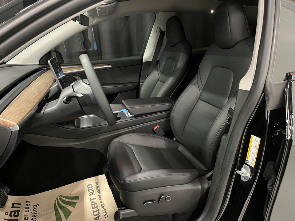 Tesla Model Y Long Range RWD 5d