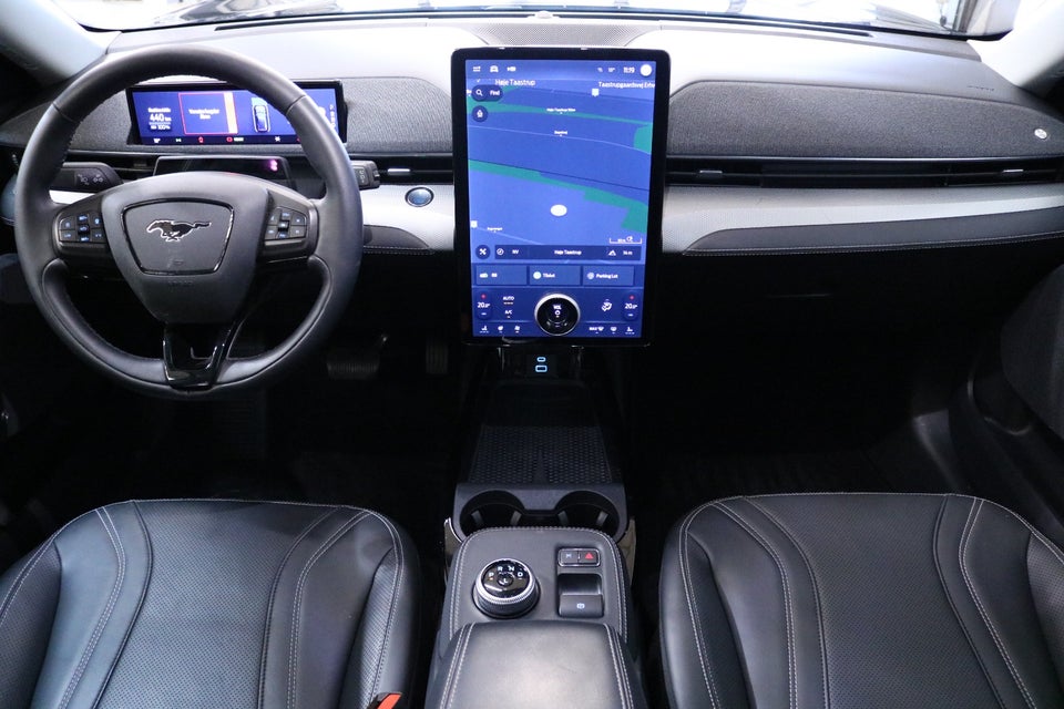 Ford Mustang Mach-E 70 Standard Range 5d