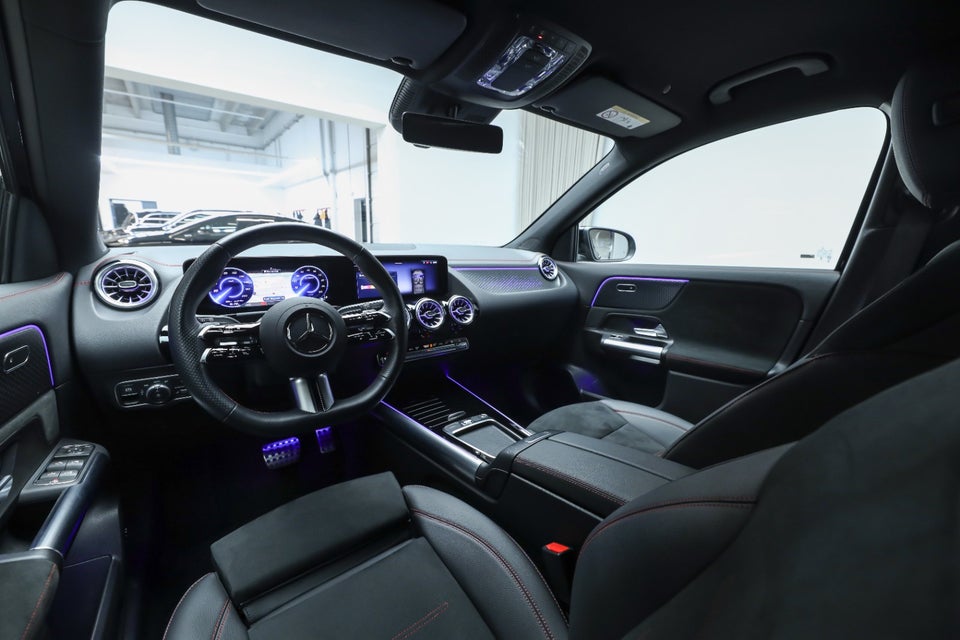 Mercedes EQA350 AMG Advance Plus 4Matic 5d