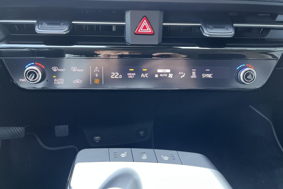 Kia EV6 58 Standard Range Access 5d