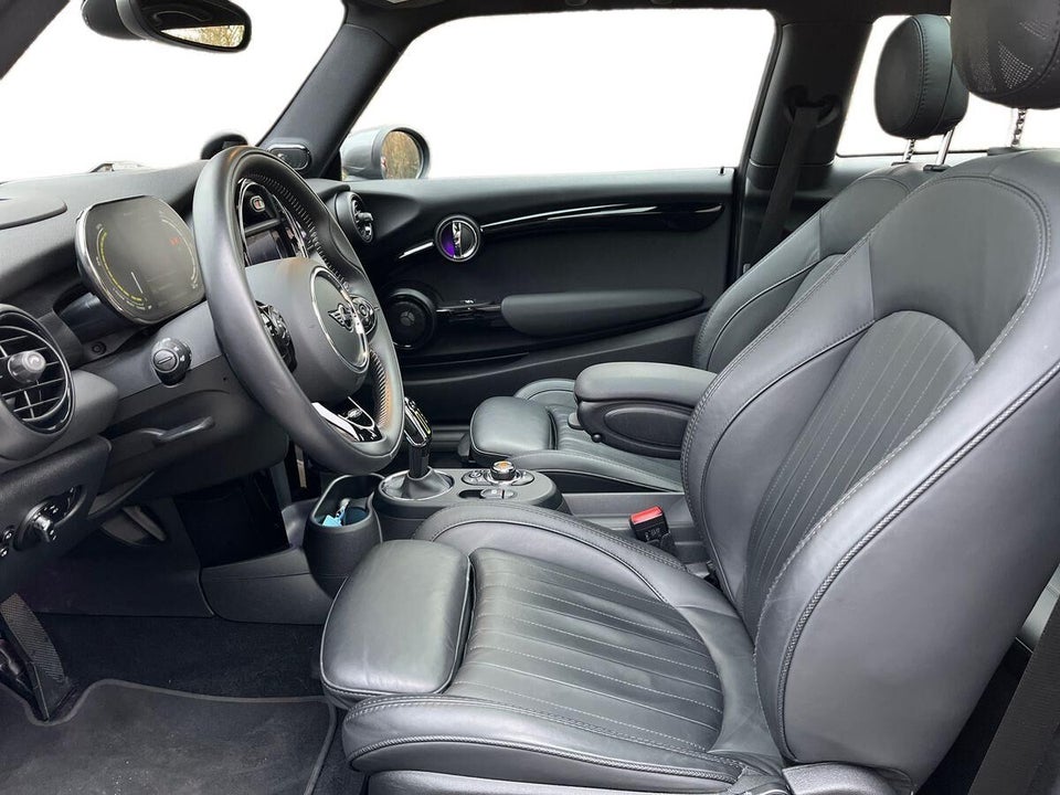 MINI Cooper SE Yours Trim 3d