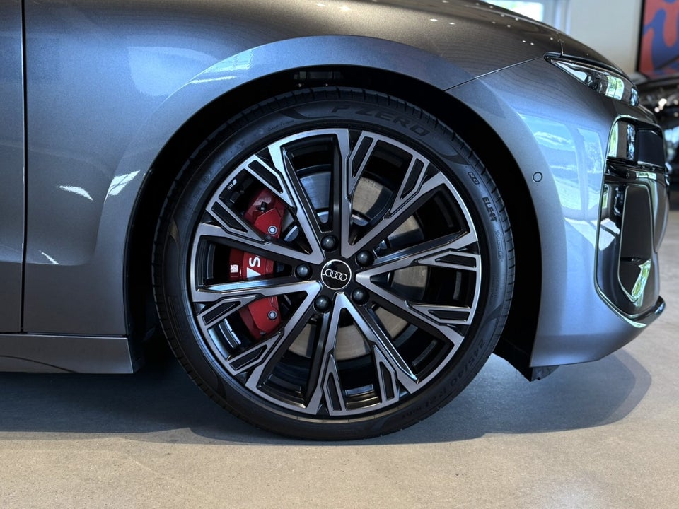 Audi S6 e-tron Avant quattro 5d