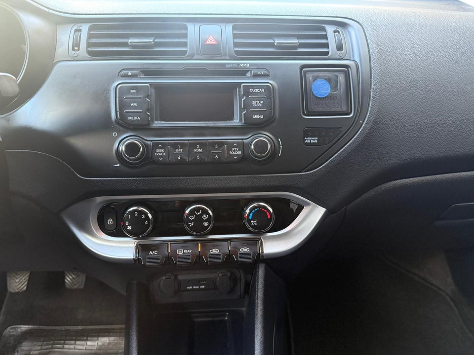 Kia Rio 1,2 CVVT Active 5d