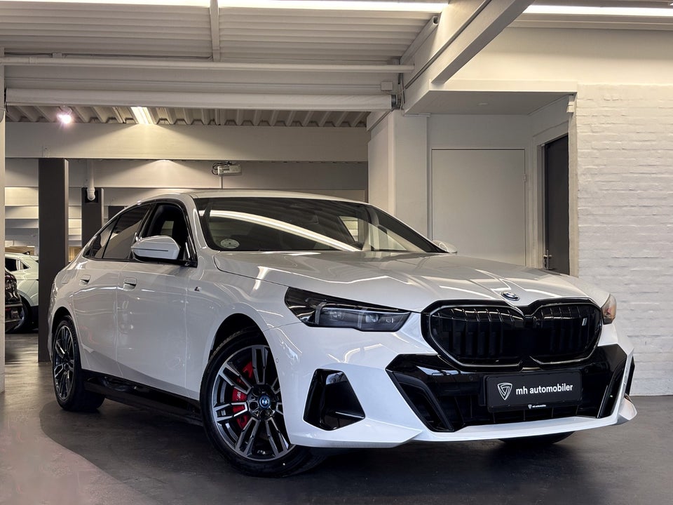 BMW i5 eDrive40 M-Sport Pro 4d