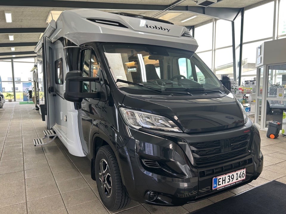 Hobby Optima De Luxe T75 HGE 2,2 aut. 2d