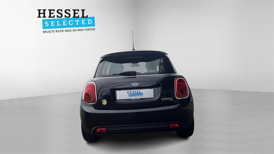 MINI Cooper SE Classic Trim 3d