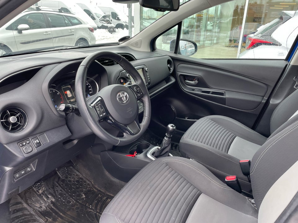 Toyota Yaris 1,5 VVT-iE T3 Smart 5d