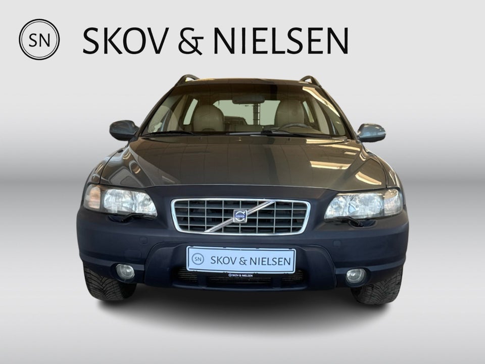 Volvo V70 2,4 T Cross Country aut. AWD 5d