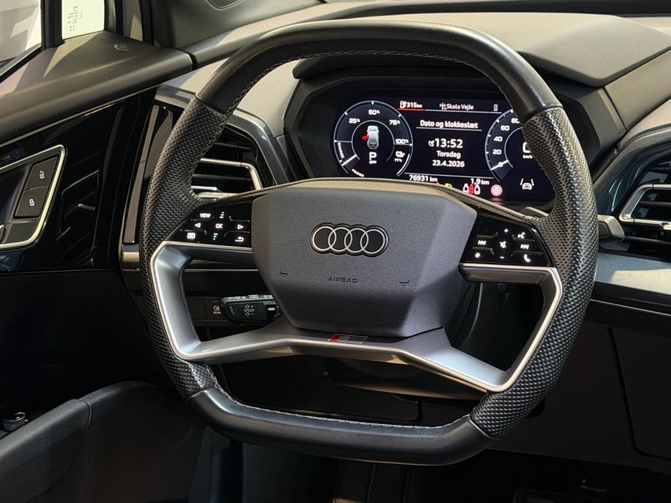 Audi Q4 e-tron 40 S-line 5d