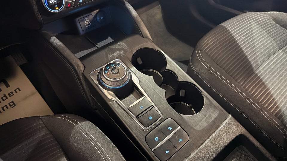 Ford Kuga 2,5 PHEV Titanium X CVT 5d