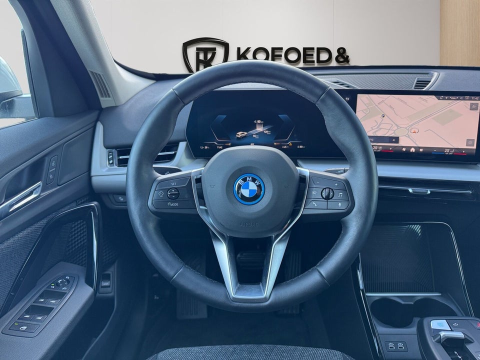 BMW iX1 eDrive20 X-Line 5d