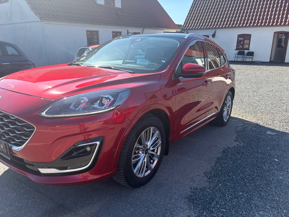 Ford Kuga 2,5 PHEV Vignale CVT 5d