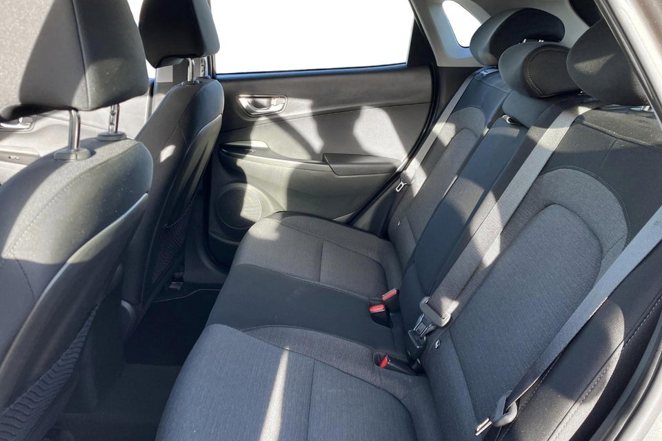 Hyundai Kona 39 EV Select 5d