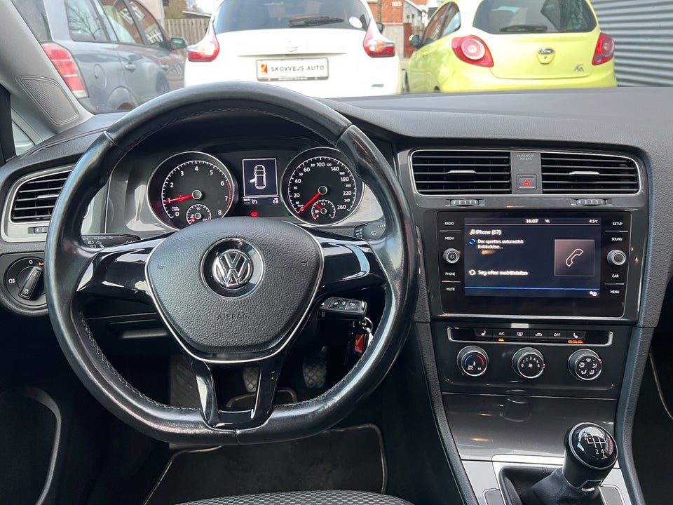 VW Golf VII 1,0 TSi 85 Trendline 5d