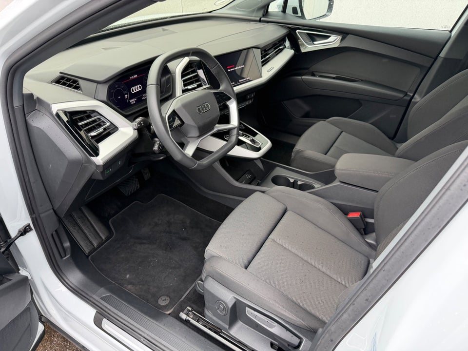 Audi Q4 e-tron 45 Progress 5d