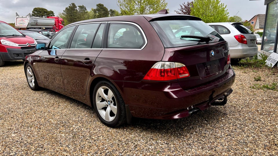 BMW 530i 3,0 Touring aut. 5d