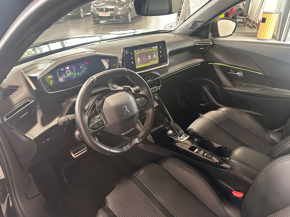 Peugeot 2008 1,5 BlueHDi 130 GT Line EAT8 5d