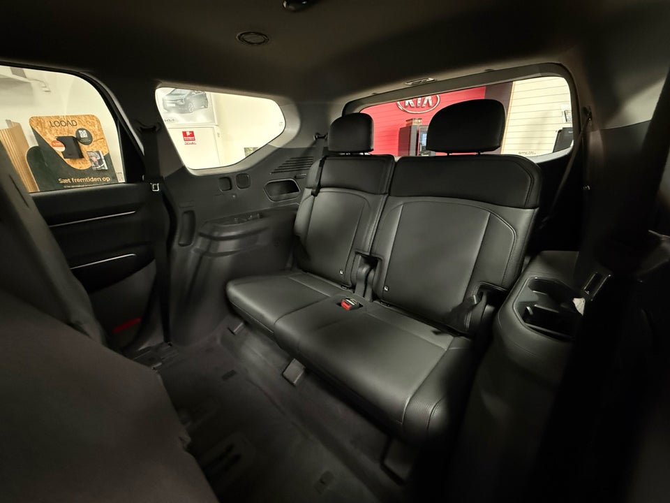 Kia EV9 76 Standard Range Upgrade RWD 7prs 5d