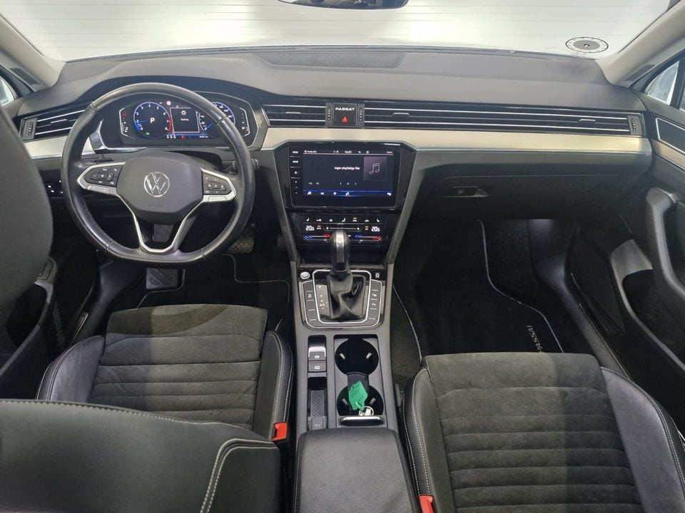 VW Passat 1,5 TSi 150 Elegance+ Variant DSG 5d