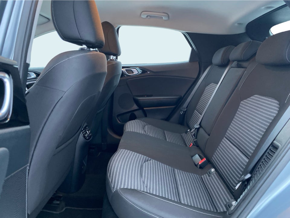 Kia XCeed 1,6 PHEV Prestige DCT 5d