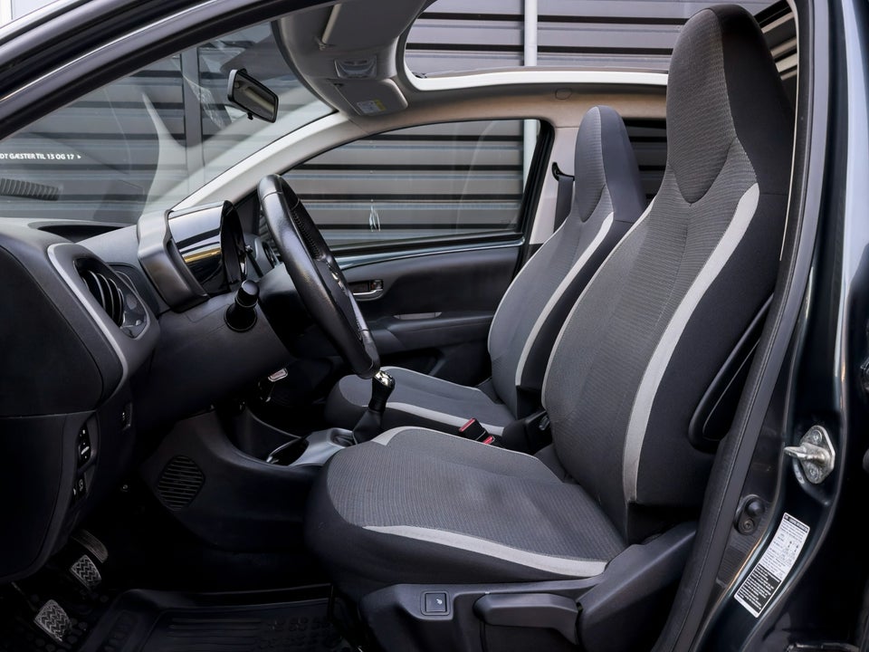 Toyota Aygo 1,0 VVT-i x-sky 5d