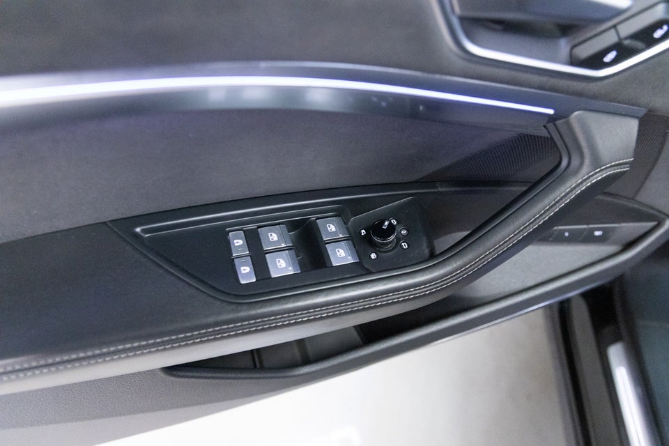 Audi e-tron 55 Black Edition S-line Sportback quattro 5d