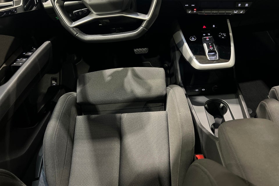 Audi Q4 e-tron 40 Attitude 5d