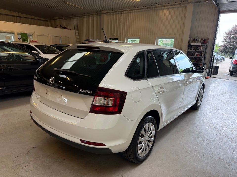 Skoda Rapid 1,4 TSi 125 Ambition Spaceback DSG 5d