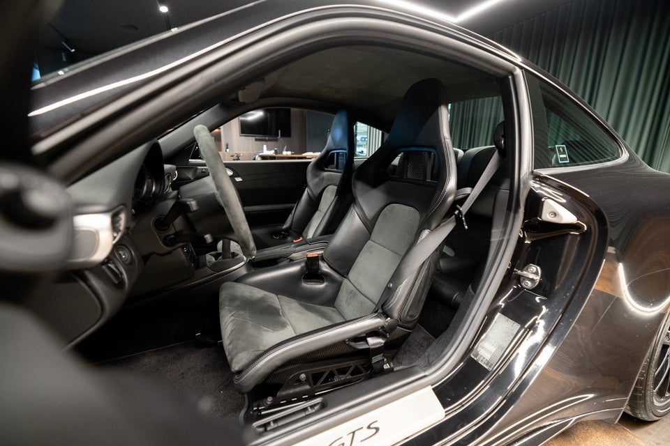 Porsche 911 Carrera GTS 3,8 Coupé 2d