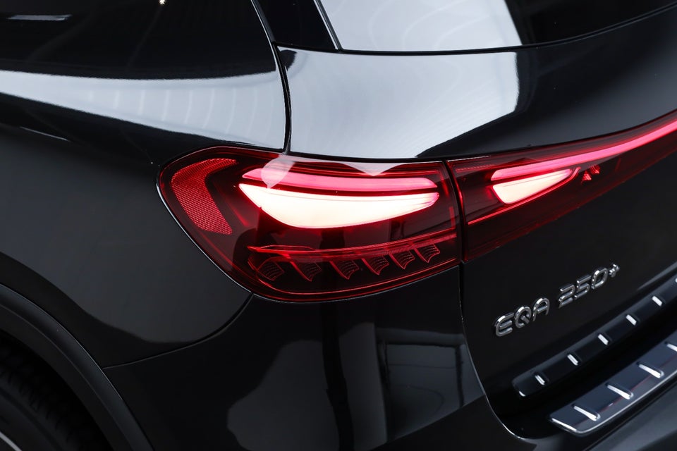 Mercedes EQA250+ AMG Premium 5d