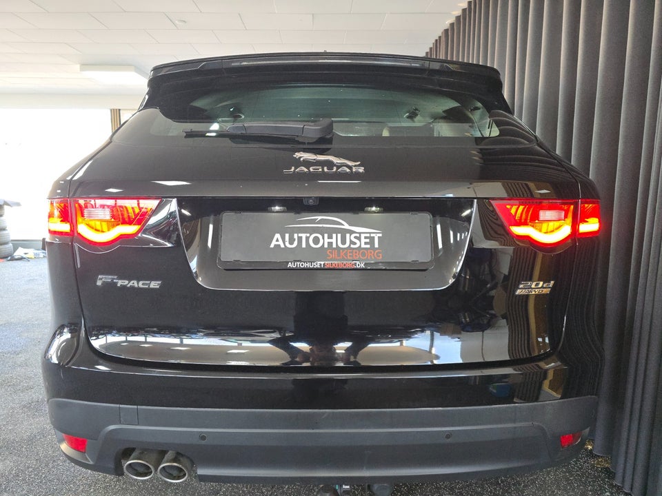 Jaguar F-Pace 2,0 D180 Pure aut. AWD 5d