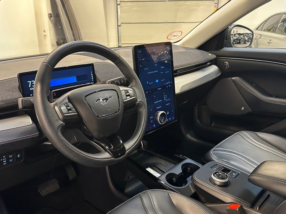 Ford Mustang Mach-E 88 Premium Extended Range 5d