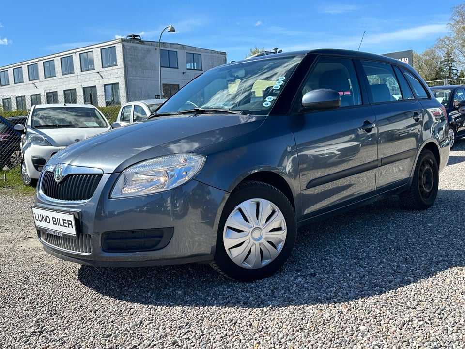 Skoda Fabia 1,4 16V Ambiente Combi 5d