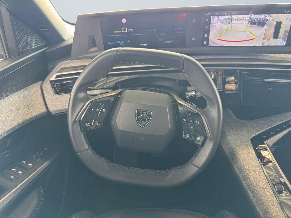 Peugeot e-5008 77 Allure 7prs 5d