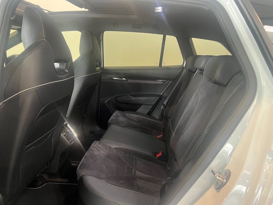 Skoda Enyaq 80 iV Sportline 5d